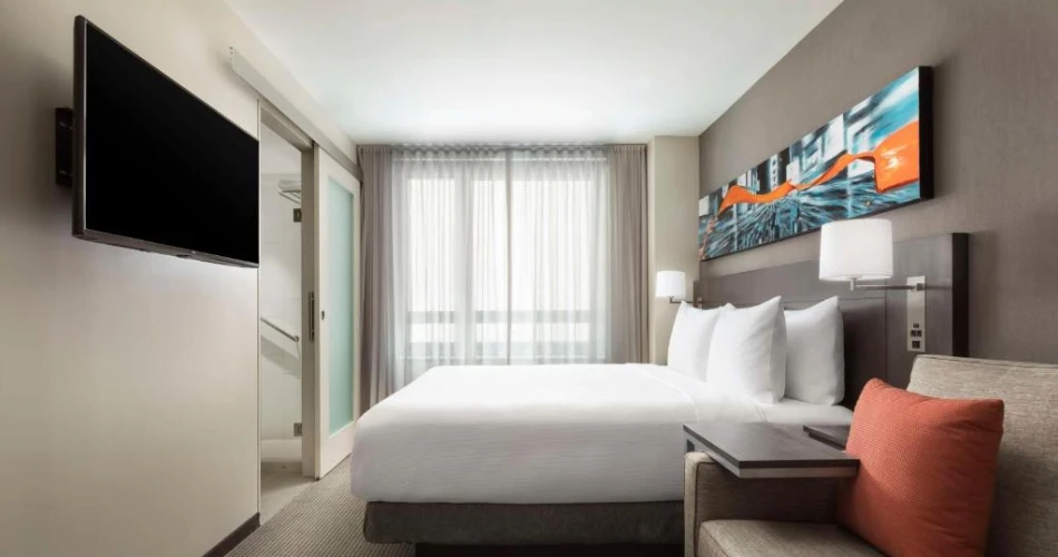 Perfect Locations: Hotels Around Penn Station for Exploring NYC
